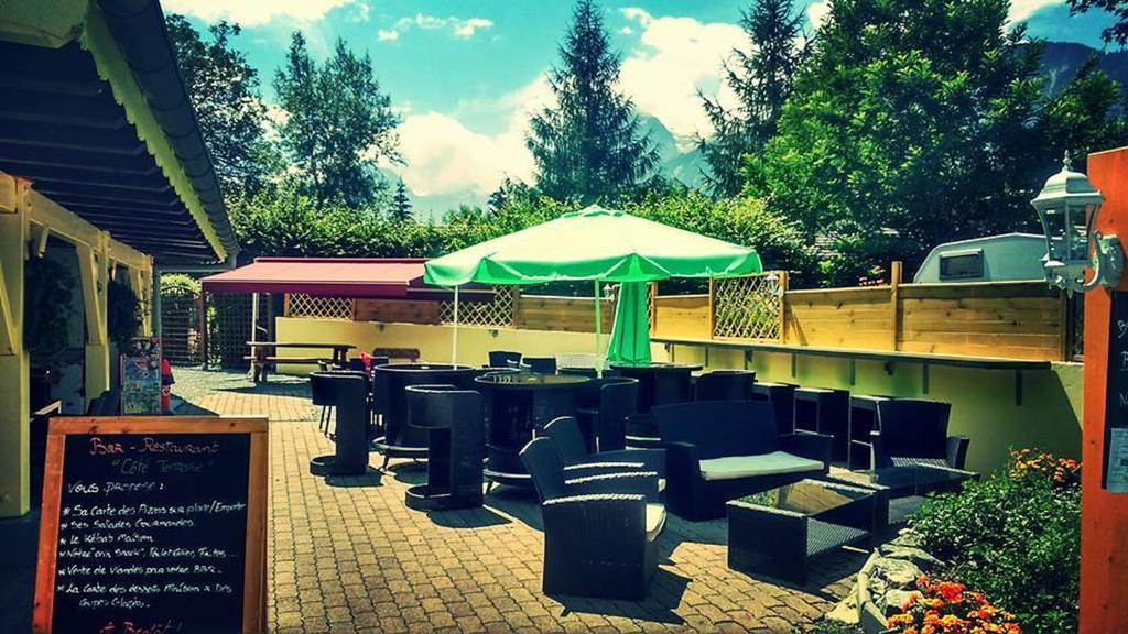 Le Bourg-dʼOisans A La Rencontre Du Soleil - Camping מראה חיצוני תמונה
