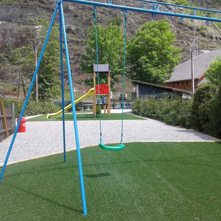 Le Bourg-dʼOisans A La Rencontre Du Soleil - Camping מראה חיצוני תמונה