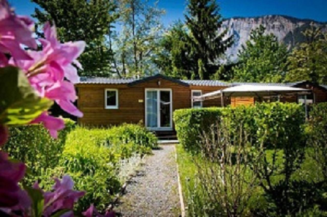 Le Bourg-dʼOisans A La Rencontre Du Soleil - Camping מראה חיצוני תמונה