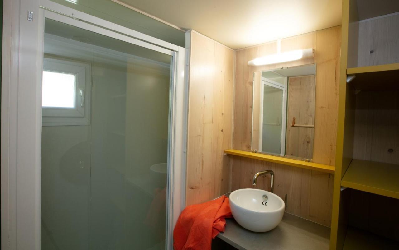 Le Bourg-dʼOisans A La Rencontre Du Soleil - Camping מראה חיצוני תמונה